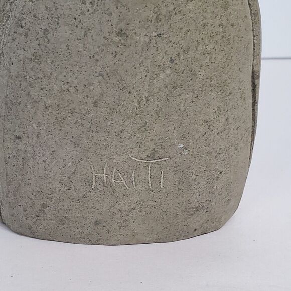 Vintage Haitian Carved River Stone Praying Woman Cross Sculpture Haiti 6" tall - Picture 4 of 6